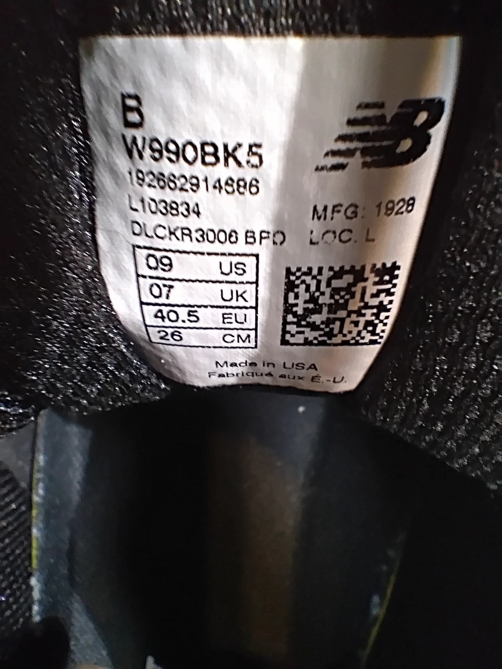 New Balance 990v5 Made in USA Black Lace Up Low Top Men Sneaker M990BK5 OBO